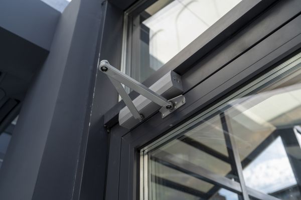 Cost of Door Closer Mounting in Santa Rosa