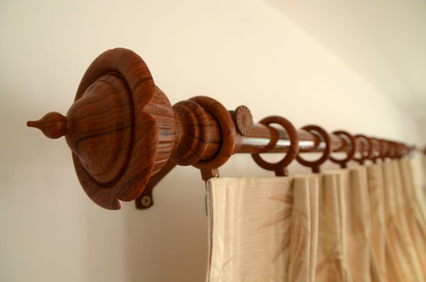 Cost of Curtain Rod Mounting in Santa Rosa