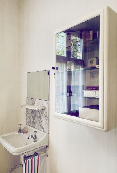 Cost of Medicine Cabinet Installation in Santa Rosa